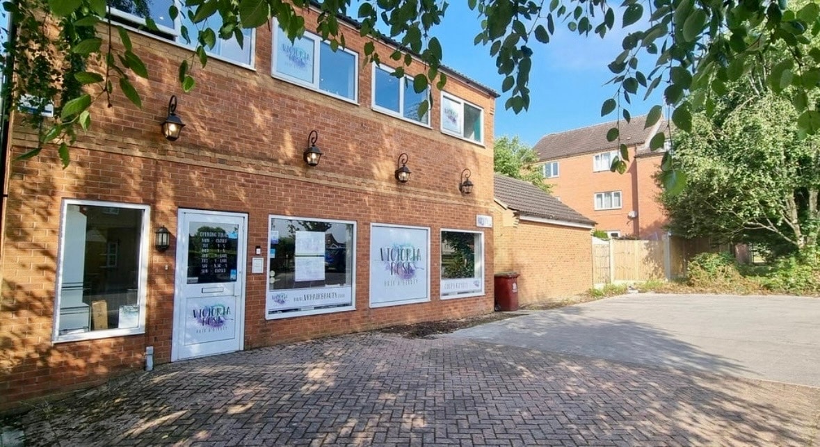 Victoria Rose Hair and Beauty Salon exterior in Mansfield Woodhouse, Nottinghamshire, featuring our welcoming storefront